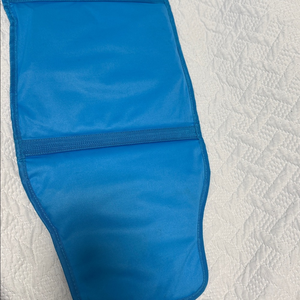 Carats Blue and White Penguin Print Pouch - Picture 3 of 3